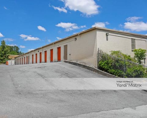 Source URL: https://cdnsc.rentcafe.com/dmslivecafe/3/1071236/1071236-1-4.jpg?width=-1&height=385&quality=80