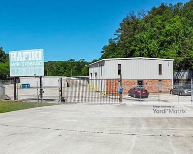 Storage Units for Rent available at 201 9th Avenue SE, Alabaster, AL 35007