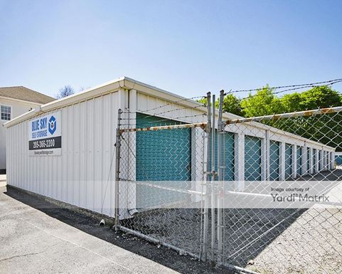 Source URL: https://cdnsc.rentcafe.com/dmslivecafe/3/1071242/1071242-1-2.jpg?width=-1&height=385&quality=80