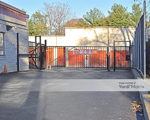 Source URL: https://cdnsc.rentcafe.com/dmslivecafe/3/1071255/1071255-1-3.jpg?width=-1&height=385&quality=80