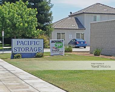 Storage Units for Rent available at 4201 West San Jose Avenue, Fresno, CA 93722