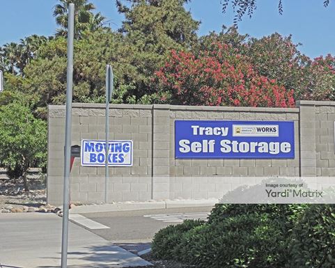 Source URL: https://cdnsc.rentcafe.com/dmslivecafe/3/1071297/1071297-1-4.jpg?width=-1&height=385&quality=80