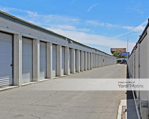 Source URL: https://cdnsc.rentcafe.com/dmslivecafe/3/1071313/1071313-1-2.jpg?width=-1&height=385&quality=80