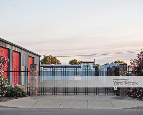 Source URL: https://cdnsc.rentcafe.com/dmslivecafe/3/1071343/1071343-1-5.jpg?width=-1&height=385&quality=80