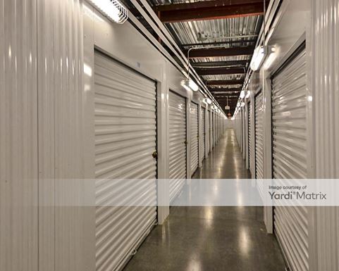 Source URL: https://cdnsc.rentcafe.com/dmslivecafe/3/1071357/1071357-1-3.jpg?width=-1&height=385&quality=80