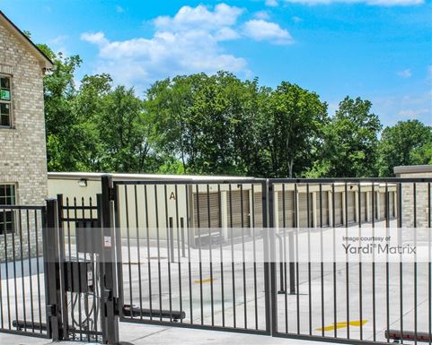 Source URL: https://cdnsc.rentcafe.com/dmslivecafe/3/1071361/1071361-1-3.jpg?width=-1&height=385&quality=80