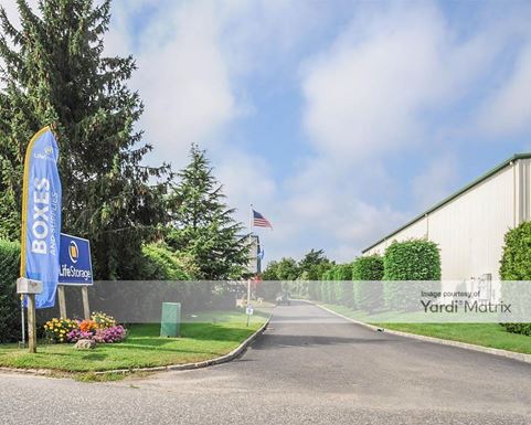 Source URL: https://cdnsc.rentcafe.com/dmslivecafe/3/1071376/1071376-1-2.jpg?width=-1&height=385&quality=80