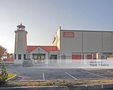 Storage Units for Rent available at 4113 Hempstead Turnpike, Bethpage, NY 11714