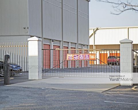 Source URL: https://cdnsc.rentcafe.com/dmslivecafe/3/1071378/1071378-1-3.jpg?width=-1&height=385&quality=80