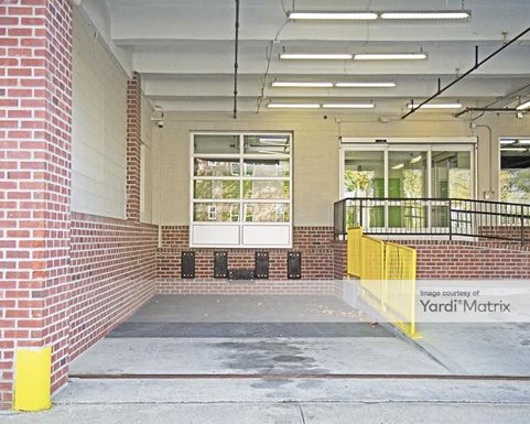 Source URL: https://cdnsc.rentcafe.com/dmslivecafe/3/1071381/1071381-1-4.jpg?width=-1&height=385&quality=80