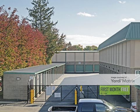 Source URL: https://cdnsc.rentcafe.com/dmslivecafe/3/1071383/1071383-1-5.jpg?width=-1&height=385&quality=80