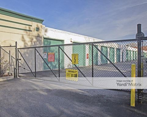 Source URL: https://cdnsc.rentcafe.com/dmslivecafe/3/1071384/1071384-1-2.jpg?width=-1&height=385&quality=80