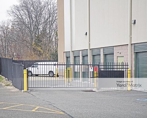 Source URL: https://cdnsc.rentcafe.com/dmslivecafe/3/1071403/1071403-1-2.jpg?width=-1&height=385&quality=80