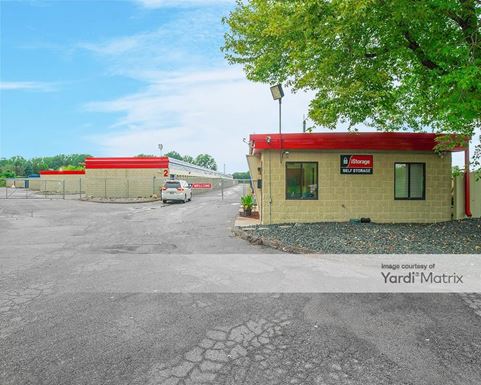 Source URL: https://cdnsc.rentcafe.com/dmslivecafe/3/1071434/1071434-1-4.jpg?width=-1&height=385&quality=80