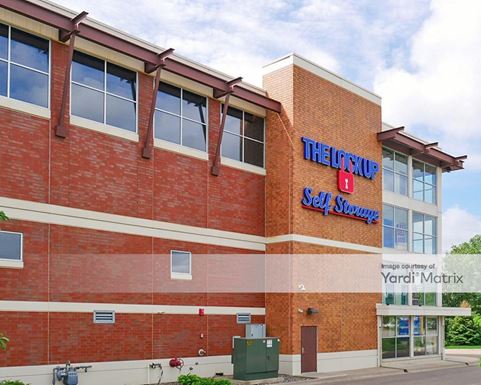 Source URL: https://cdnsc.rentcafe.com/dmslivecafe/3/1071436/1071436-1-2.jpg?width=-1&height=385&quality=80