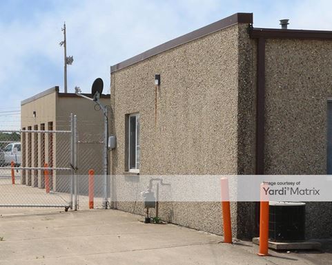 Source URL: https://cdnsc.rentcafe.com/dmslivecafe/3/1071445/1071445-1-2.jpg?width=-1&height=385&quality=80