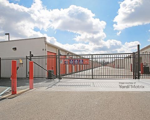 Source URL: https://cdnsc.rentcafe.com/dmslivecafe/3/1071448/1071448-1-4.jpg?width=-1&height=385&quality=80