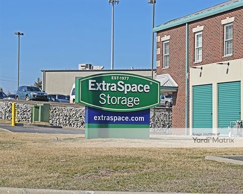 Source URL: https://cdnsc.rentcafe.com/dmslivecafe/3/1071456/1071456-1-5.jpg?width=-1&height=385&quality=80