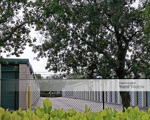 Source URL: https://cdnsc.rentcafe.com/dmslivecafe/3/1071461/1071461-1-3.jpg?width=-1&height=385&quality=80