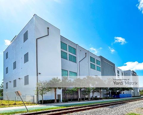 Source URL: https://cdnsc.rentcafe.com/dmslivecafe/3/1071462/1071462-1-4.jpg?width=-1&height=385&quality=80