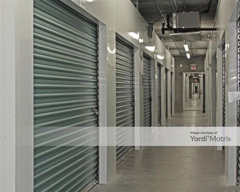 Source URL: https://cdnsc.rentcafe.com/dmslivecafe/3/1071463/1071463-1-5.jpg?width=-1&height=385&quality=80