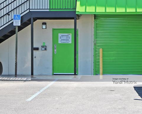 Source URL: https://cdnsc.rentcafe.com/dmslivecafe/3/1071464/1071464-1-5.jpg?width=-1&height=385&quality=80