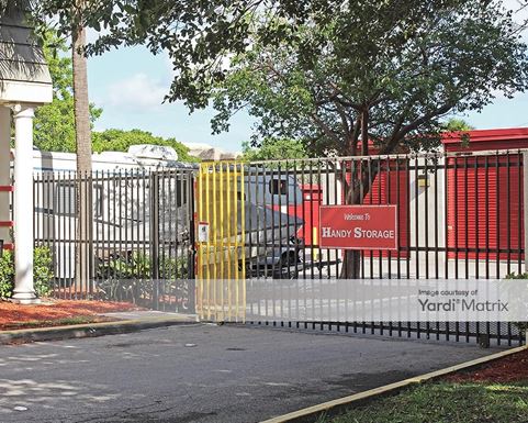 Source URL: https://cdnsc.rentcafe.com/dmslivecafe/3/1071471/1071471-1-4.jpg?width=-1&height=385&quality=80