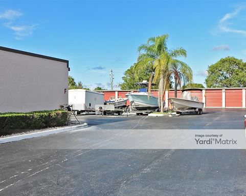 Source URL: https://cdnsc.rentcafe.com/dmslivecafe/3/1071472/1071472-1-4.jpg?width=-1&height=385&quality=80