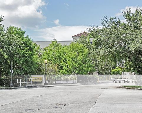 Source URL: https://cdnsc.rentcafe.com/dmslivecafe/3/1071478/1071478-1-4.jpg?width=-1&height=385&quality=80