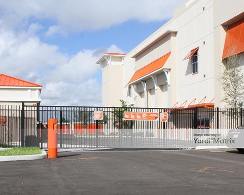 Source URL: https://cdnsc.rentcafe.com/dmslivecafe/3/1071489/1071489-1-4.jpg?width=-1&height=385&quality=80