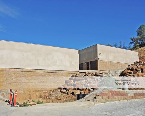 Source URL: https://cdnsc.rentcafe.com/dmslivecafe/3/1071496/1071496-1-4.jpg?width=-1&height=385&quality=80