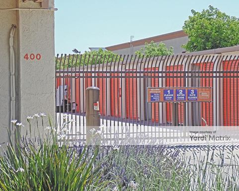 Source URL: https://cdnsc.rentcafe.com/dmslivecafe/3/1071506/1071506-1-3.jpg?width=-1&height=385&quality=80