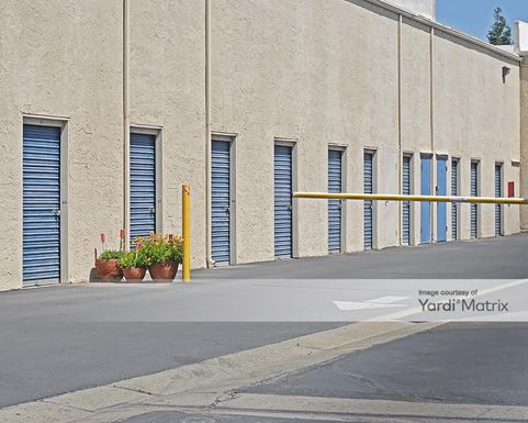 Source URL: https://cdnsc.rentcafe.com/dmslivecafe/3/1071519/1071519-1-4.jpg?width=-1&height=385&quality=80