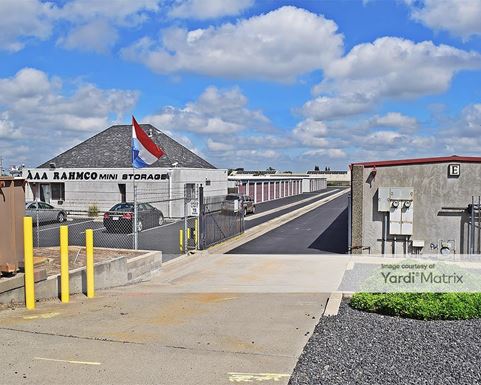 Source URL: https://cdnsc.rentcafe.com/dmslivecafe/3/1071520/1071520-1-4.jpg?width=-1&height=385&quality=80