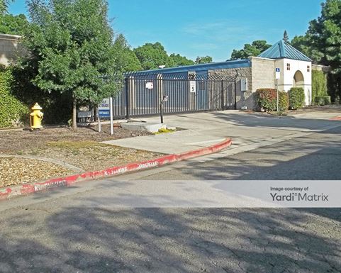 Source URL: https://cdnsc.rentcafe.com/dmslivecafe/3/1071522/1071522-1-2.jpg?width=-1&height=385&quality=80