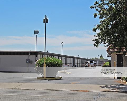 Source URL: https://cdnsc.rentcafe.com/dmslivecafe/3/1071531/1071531-1-3.jpg?width=-1&height=385&quality=80