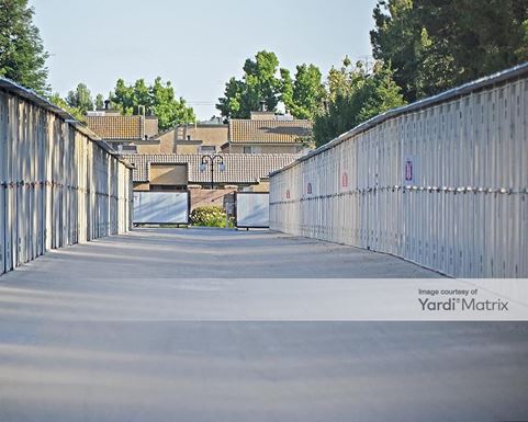 Source URL: https://cdnsc.rentcafe.com/dmslivecafe/3/1071537/1071537-1-3.jpg?width=-1&height=385&quality=80