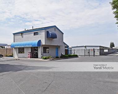 Storage Units for Rent available at 117 Creekwood Drive, Modesto, CA 95357