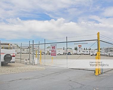 Storage Units in Clovis, NM on Playa Drive