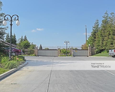 Source URL: https://cdnsc.rentcafe.com/dmslivecafe/3/1071543/1071543-1-3.jpg?width=-1&height=385&quality=80