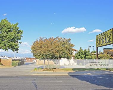 Storage Units for Rent available at 1330 Coffee Road, Bakersfield, CA 93308