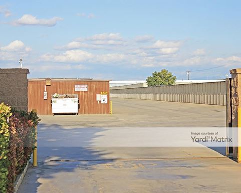 Source URL: https://cdnsc.rentcafe.com/dmslivecafe/3/1071546/1071546-1-3.jpg?width=-1&height=385&quality=80