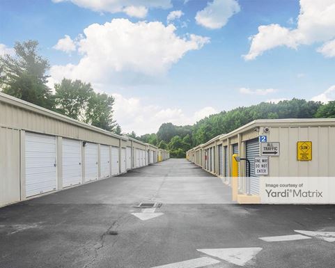 Source URL: https://cdnsc.rentcafe.com/dmslivecafe/3/1071594/1071594-1-4.jpg?width=-1&height=385&quality=80