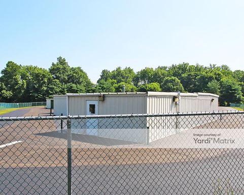 Source URL: https://cdnsc.rentcafe.com/dmslivecafe/3/1071598/1071598-1-3.jpg?width=-1&height=385&quality=80