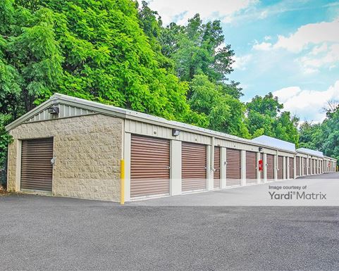 Source URL: https://cdnsc.rentcafe.com/dmslivecafe/3/1071600/1071600-1-4.jpg?width=-1&height=385&quality=80