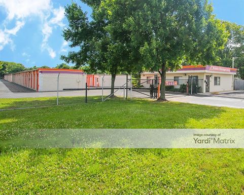 Source URL: https://cdnsc.rentcafe.com/dmslivecafe/3/1071601/1071601-1-3.jpg?width=-1&height=385&quality=80