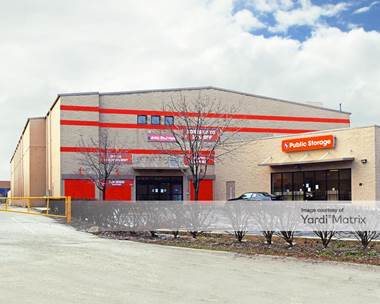Storage Units for Rent available at 3501 West Touhy Avenue, Lincolnwood, IL 60712