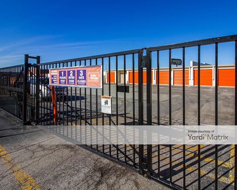 Source URL: https://cdnsc.rentcafe.com/dmslivecafe/3/1071612/1071612-1-4.jpg?width=-1&height=385&quality=80