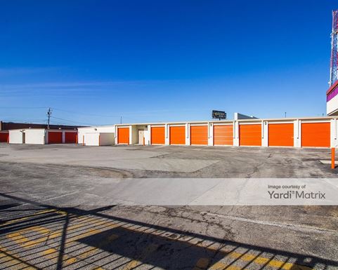 Source URL: https://cdnsc.rentcafe.com/dmslivecafe/3/1071612/1071612-1-5.jpg?width=-1&height=385&quality=80