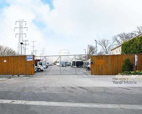 Source URL: https://cdnsc.rentcafe.com/dmslivecafe/3/1071615/1071615-1-2.jpg?width=-1&height=385&quality=80